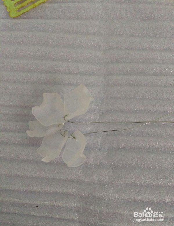 花瓣串珠花朵的diy教程