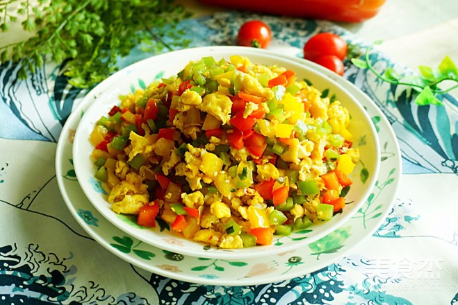 彩椒炒鸡蛋的做法