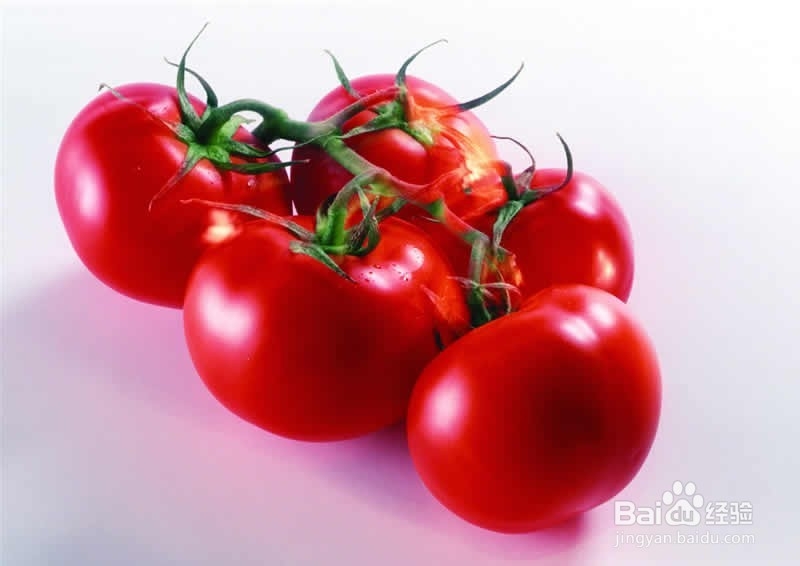 <b>怎样辨别西红柿是否有添加催熟剂</b>
