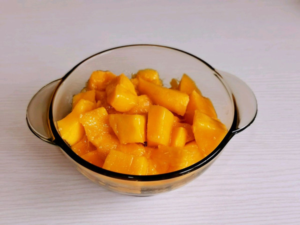 紫米芒果西米捞便当