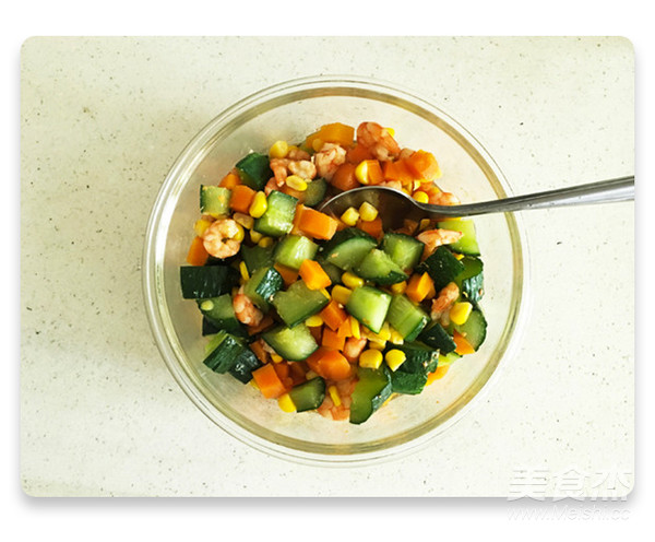 三色炒虾仁的做法