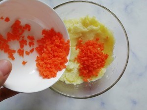 家常小零食--香酥土豆饼