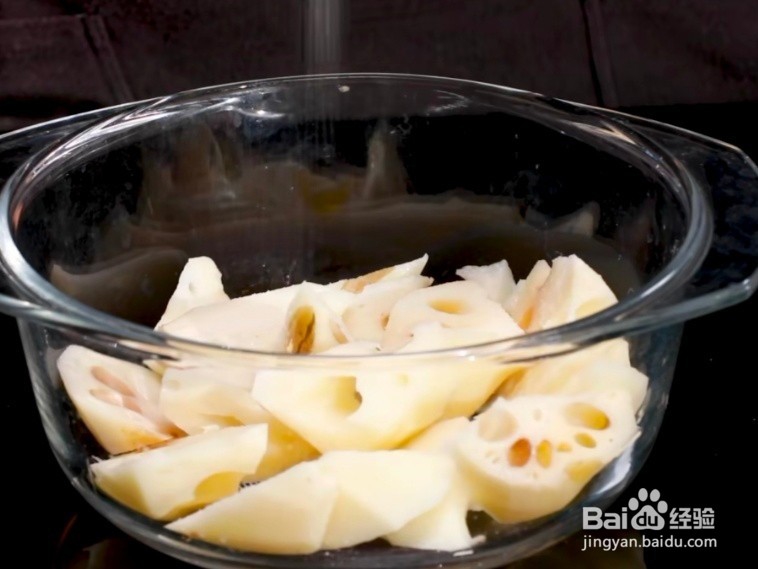 家常版莲藕炖排骨汤教程