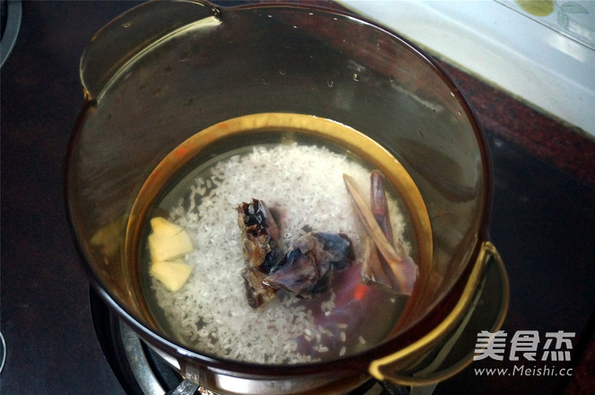 山药腊鸭头焖烧粥