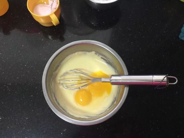 棉花糖轻乳酪蛋糕