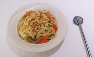 蒜油藕片的做法