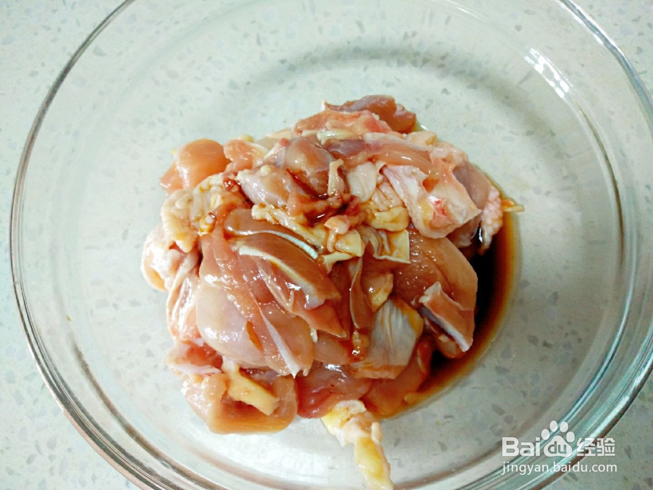 蒜薹炒鸡肉的做法