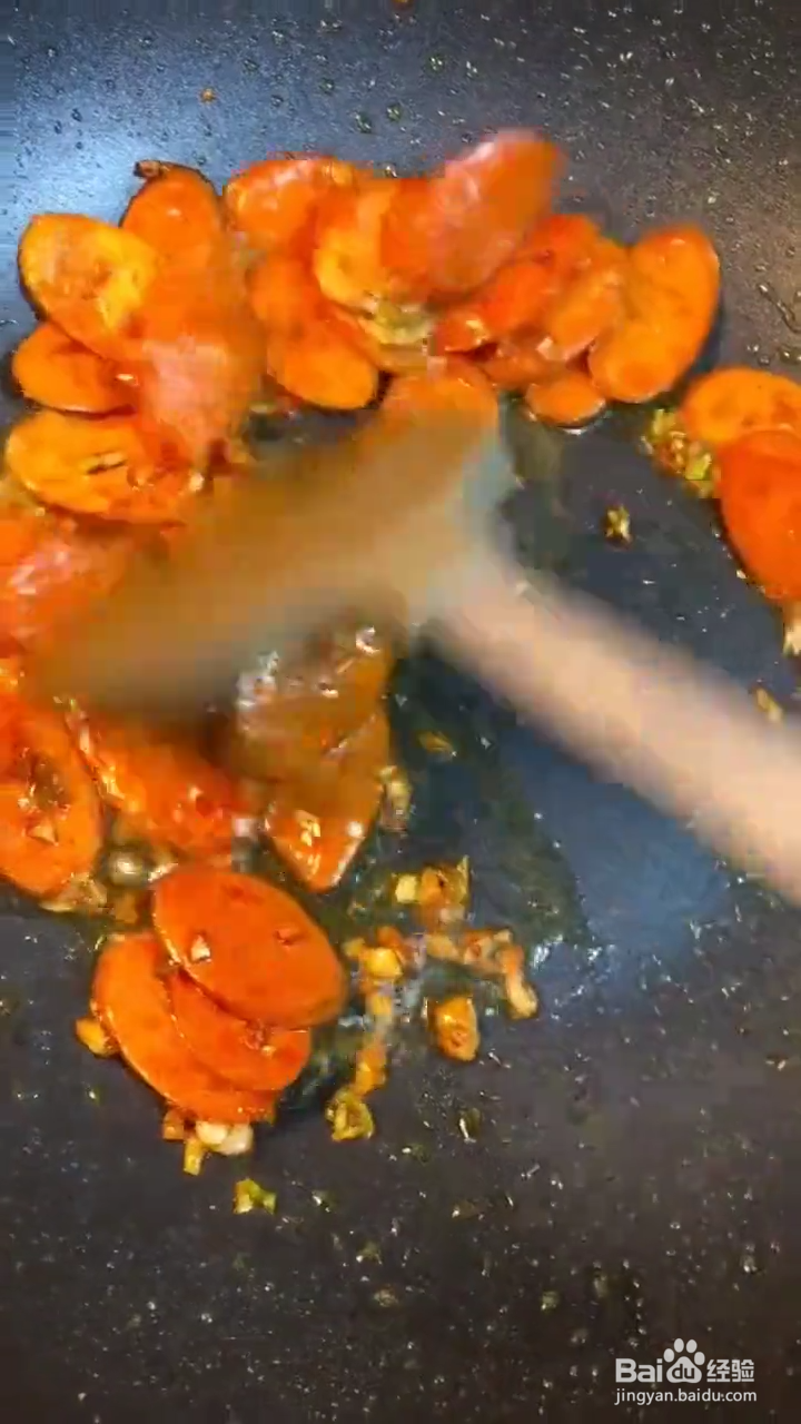 如何在家做出好吃下饭的干锅土豆片？