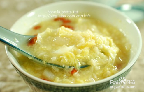 枸杞百合蛋花甜酒羹