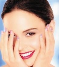 如何自制夏季清凉爽肤水