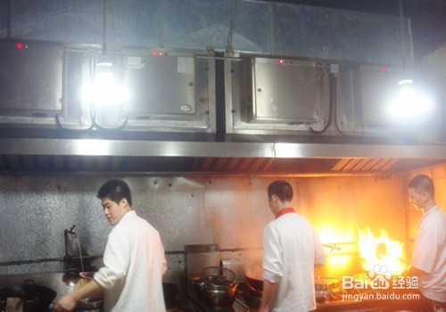 怎样预防厨房的烟气污染