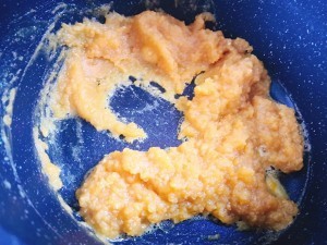 咸蛋肉松方块酥