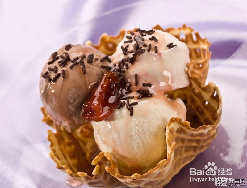 <b>分享夏季美味冰淇淋的做法大全</b>
