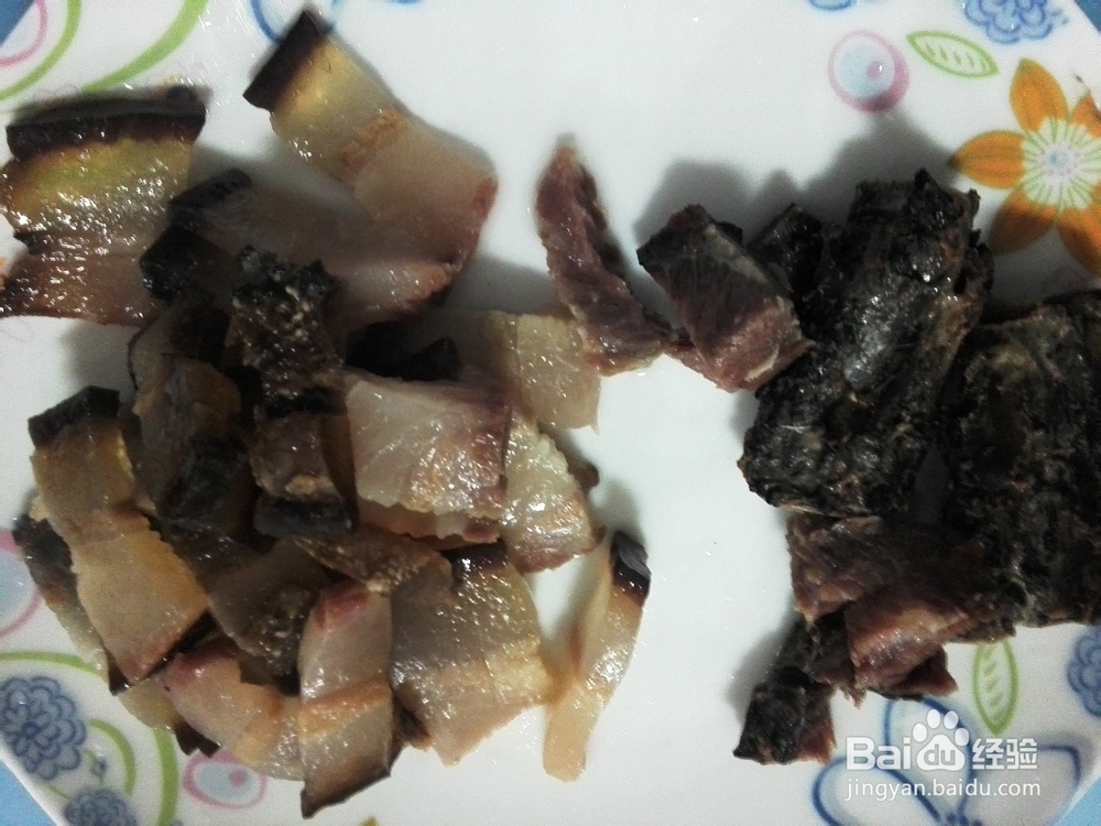 南瓜花炒腊肉的做法