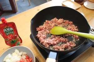 番茄肉酱芝士焗饭