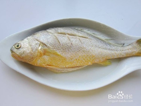 酱烧黄花鱼的做法