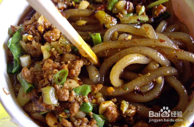 从火锅到小吃的重庆之旅