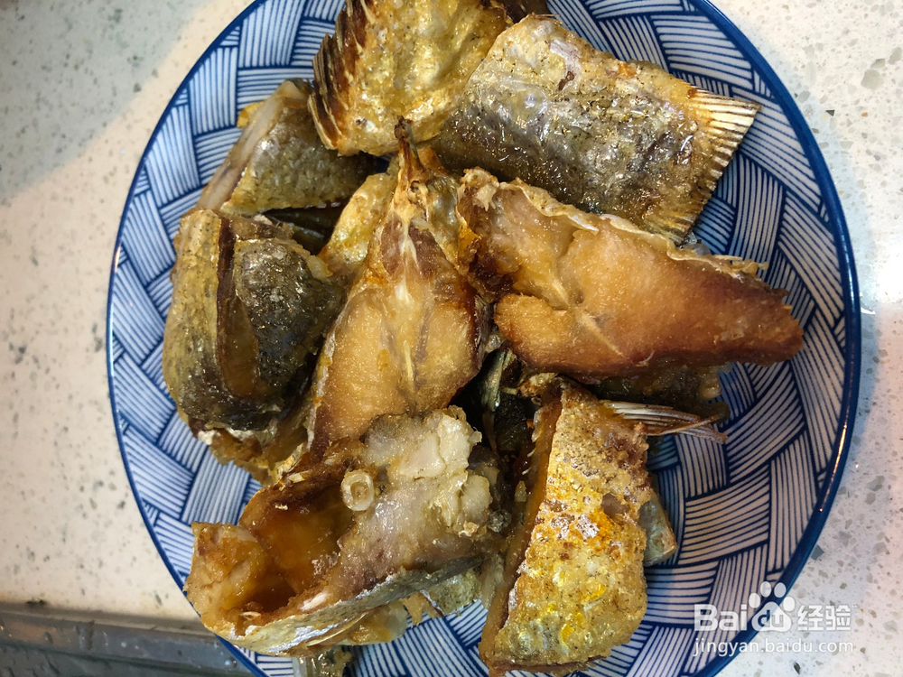 如何做咸鱼茄子煲