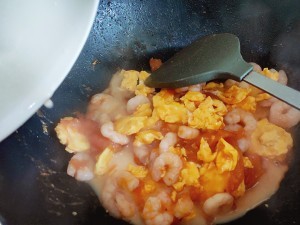 怎么把西红柿炒鸡蛋做的更好吃