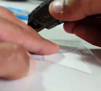 如何用智能手机制作全息投影