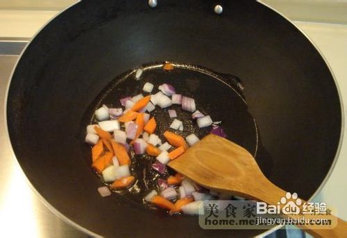 奶香肉肠烤米饭