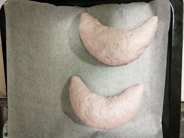 紫薯蜂蜜软欧包