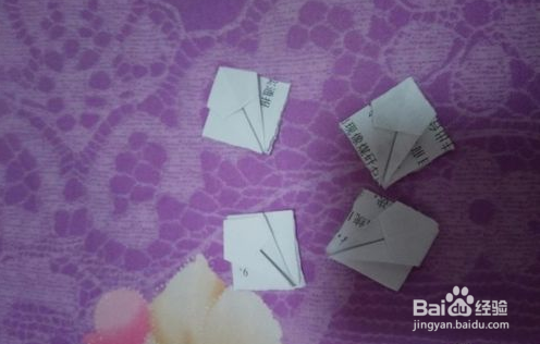 漂亮的纸花篮折法