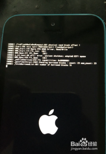 苹果12开机一直显示白苹果