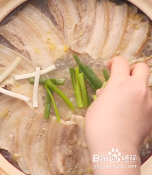 酸菜炖白肉的做法