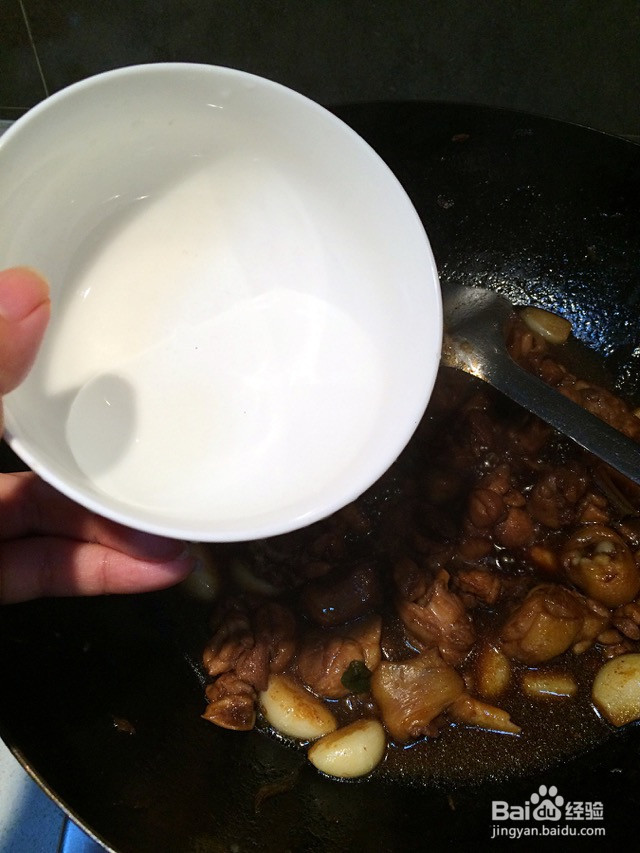 大蒜烧鸡腿的做法