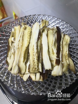 养生食补凉拌茄子的做法