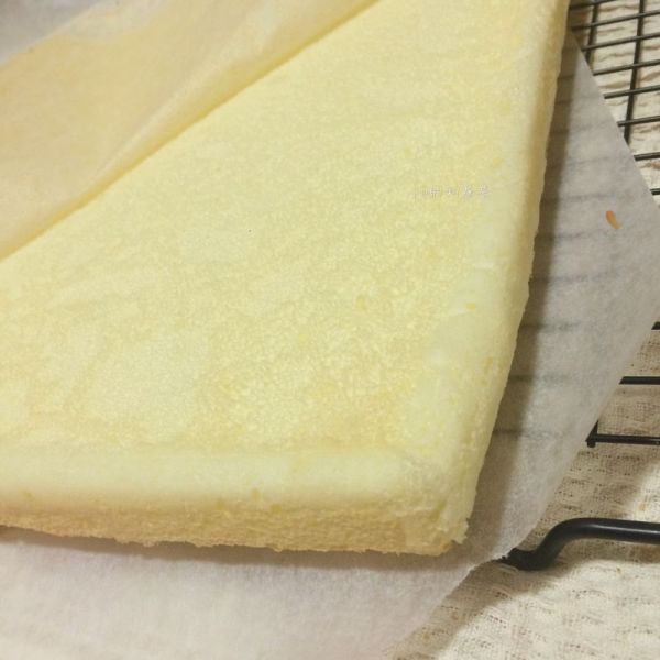 原味戚风蛋糕卷