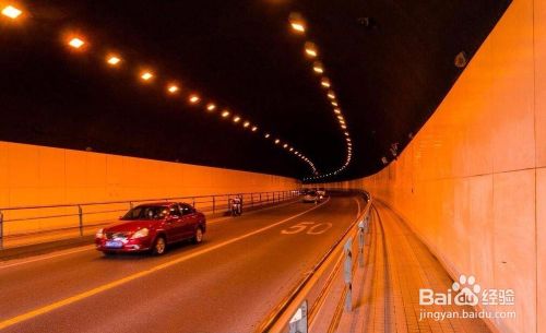 隧道内开车安全注意事项
