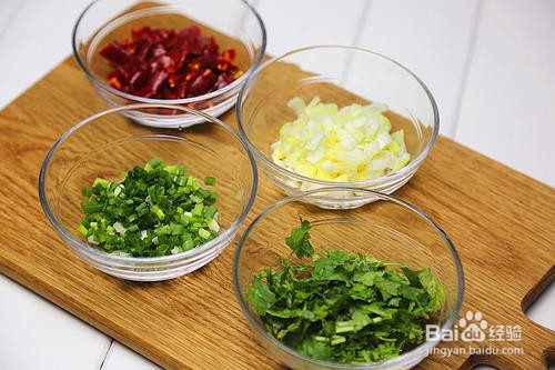 如何做蒜泥白肉