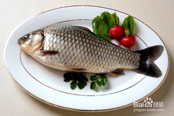 使用餐具时要注意什么？