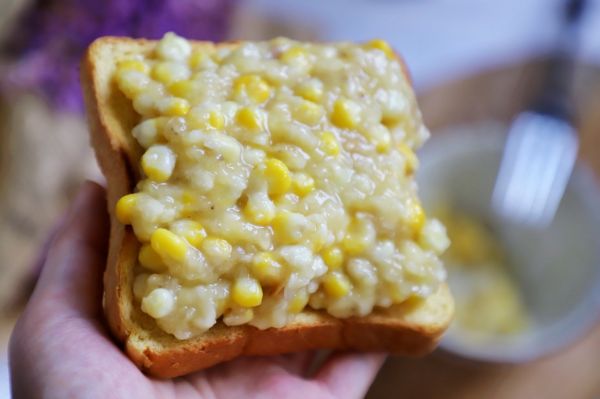 芒果香蕉玉米三明治