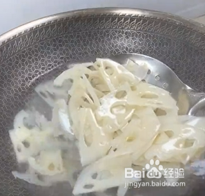 如何自制家常莲藕炒香菇？