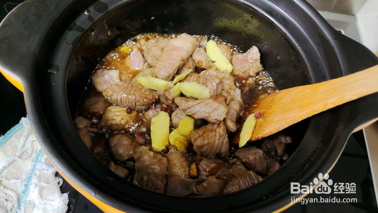 蕃茄土豆炖牛腩的做法