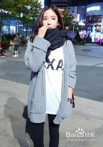 小配饰围巾的美丽搭配做温暖时尚女郎