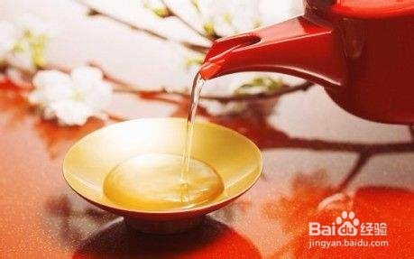 为什么身体不舒服,大家都说要“多喝热水”?