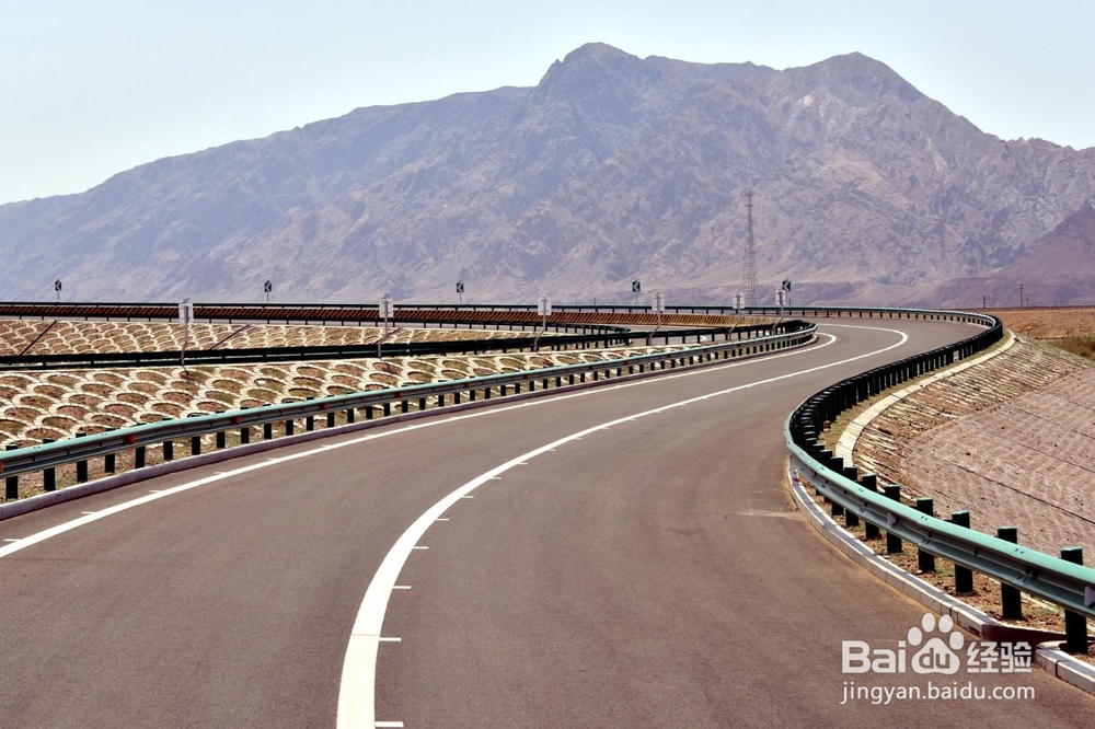 新手开车上高速需要注意什么