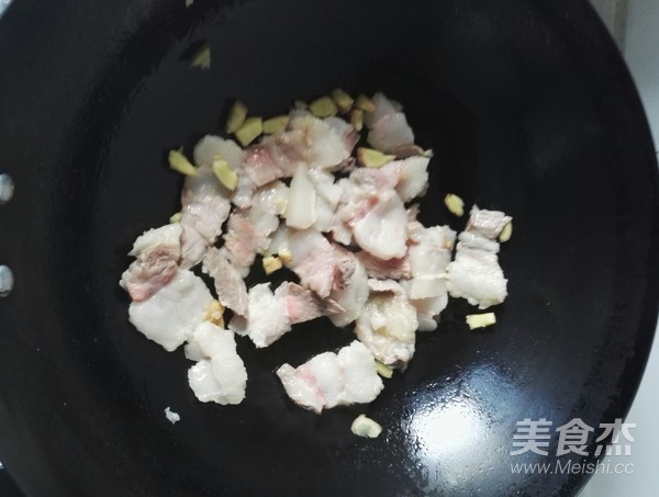 家常回锅肉式小炒