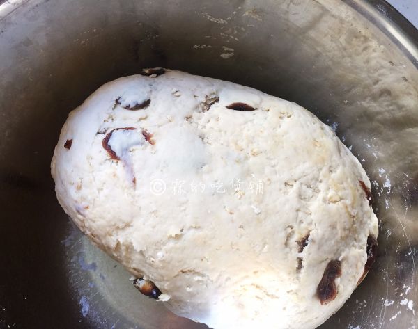 奶香燕麦桂圆刀切馒头