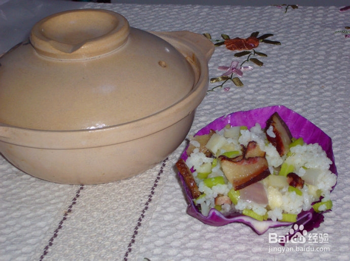 换个花样吃米饭，简易腊肉煲仔饭