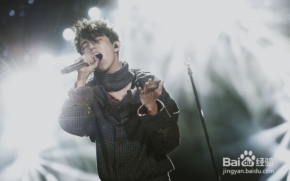 如何用喉咙发出电音