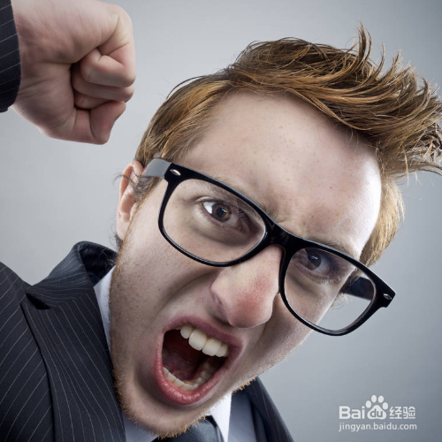 男生生气了女生怎么哄