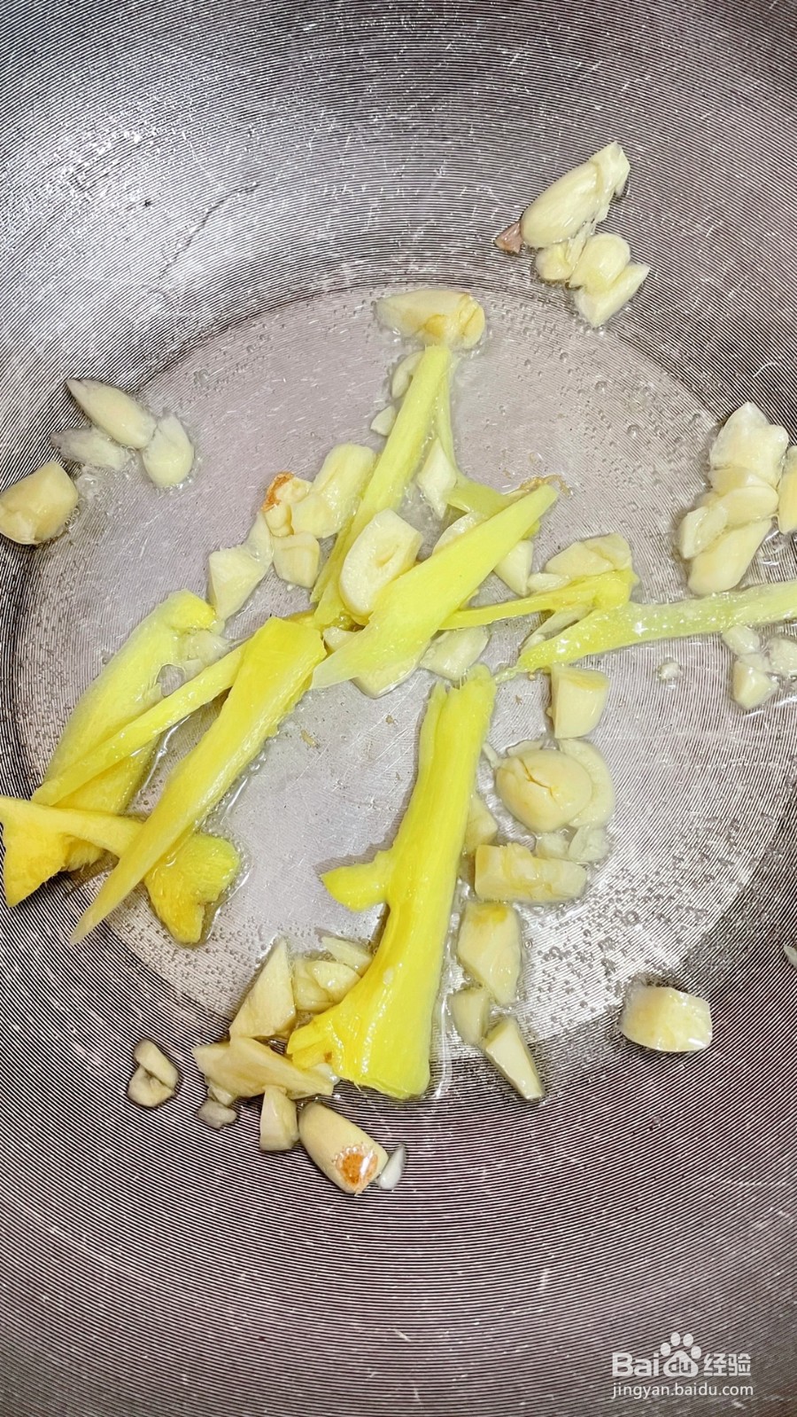 豆豉鲮鱼炒苦瓜的做法