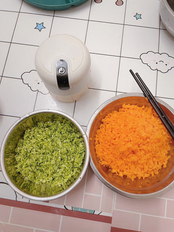 花莱红萝卜蒸鸡蛋