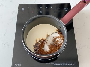 杏仁海盐咖啡太妃硬糖