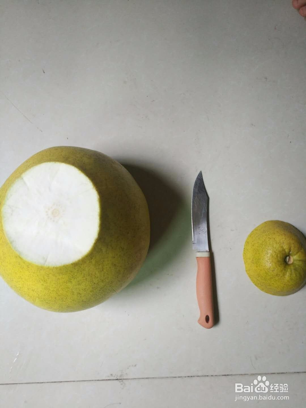 家里的柚子该怎么拨开容易点？